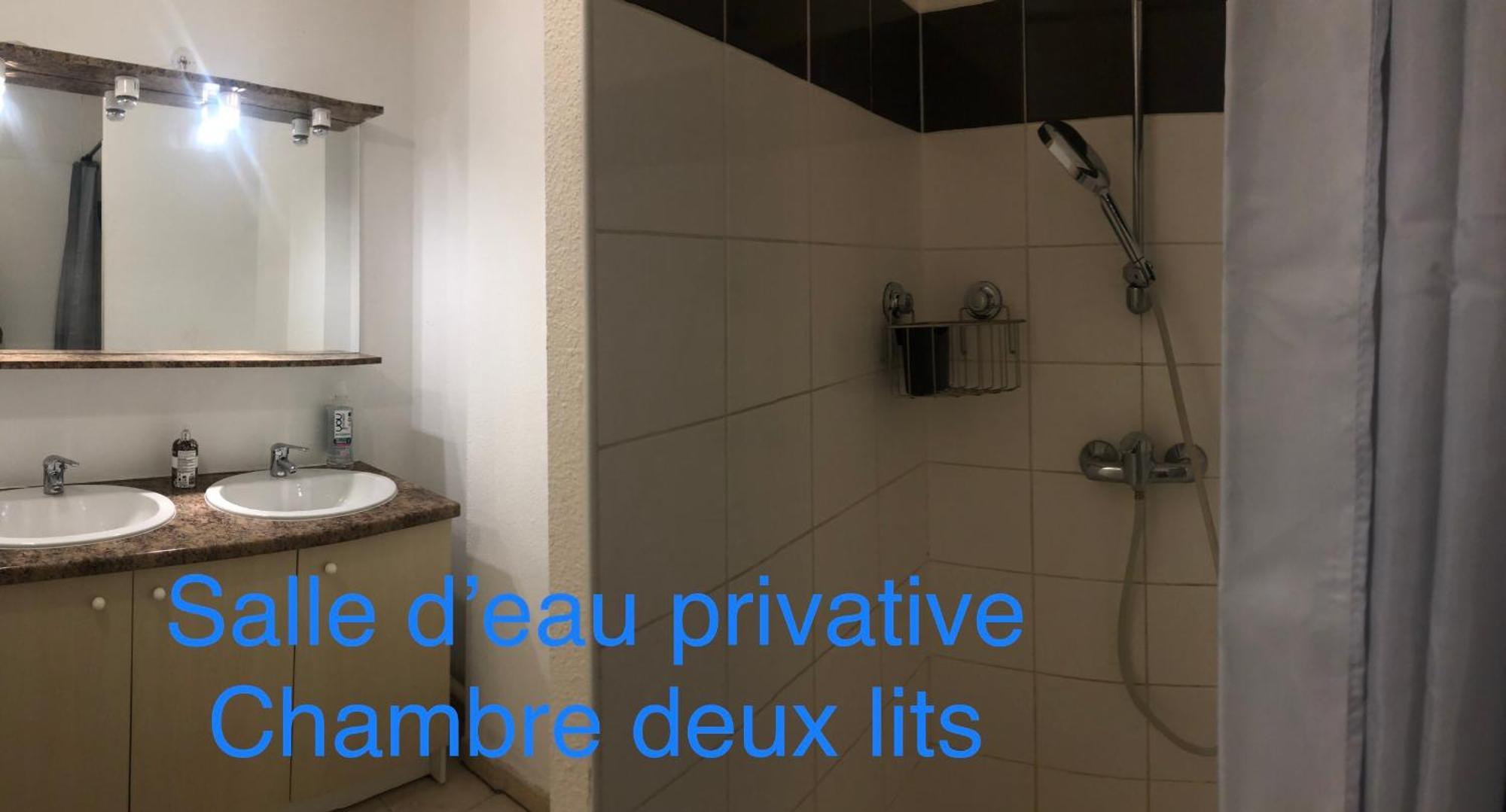 Au Coeur Du Bassin Apartment