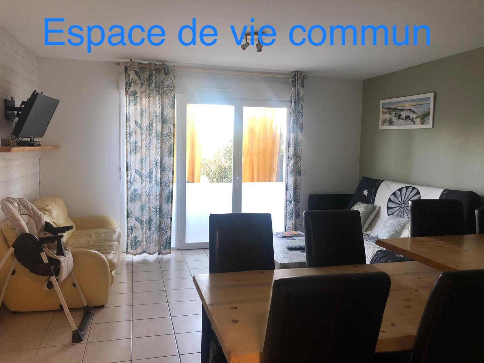 Au Coeur Du Bassin Apartment
